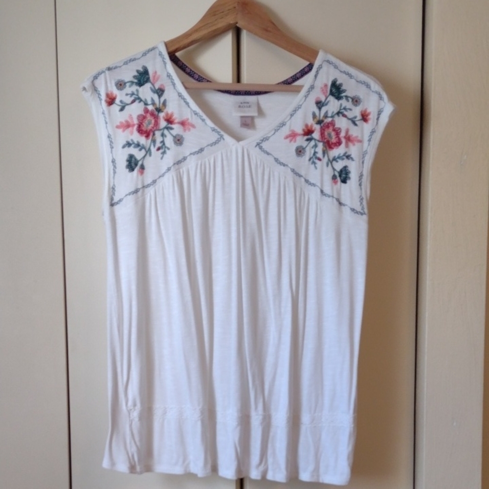 Knox Rose White Cap Sleeve Embellished Blouse